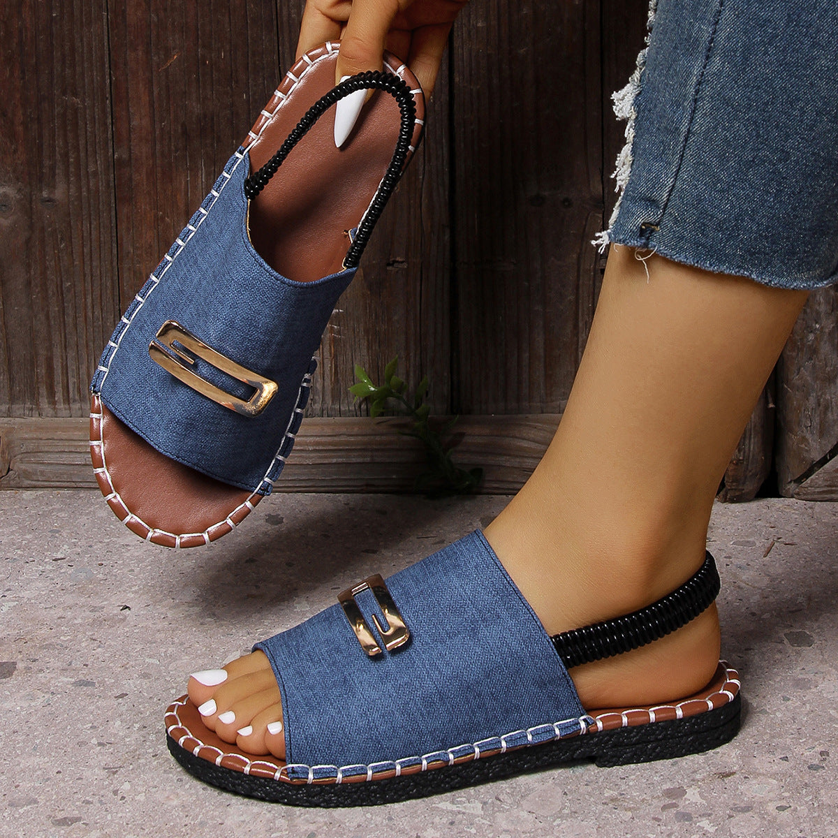 Anmutige Orthopädische Sandalen für modernen Look