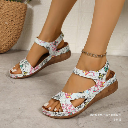 Anmutige Orthopädische Sandalen für modernen Look