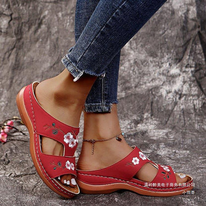 Anmutige Orthopädische Sandalen für modernen Look