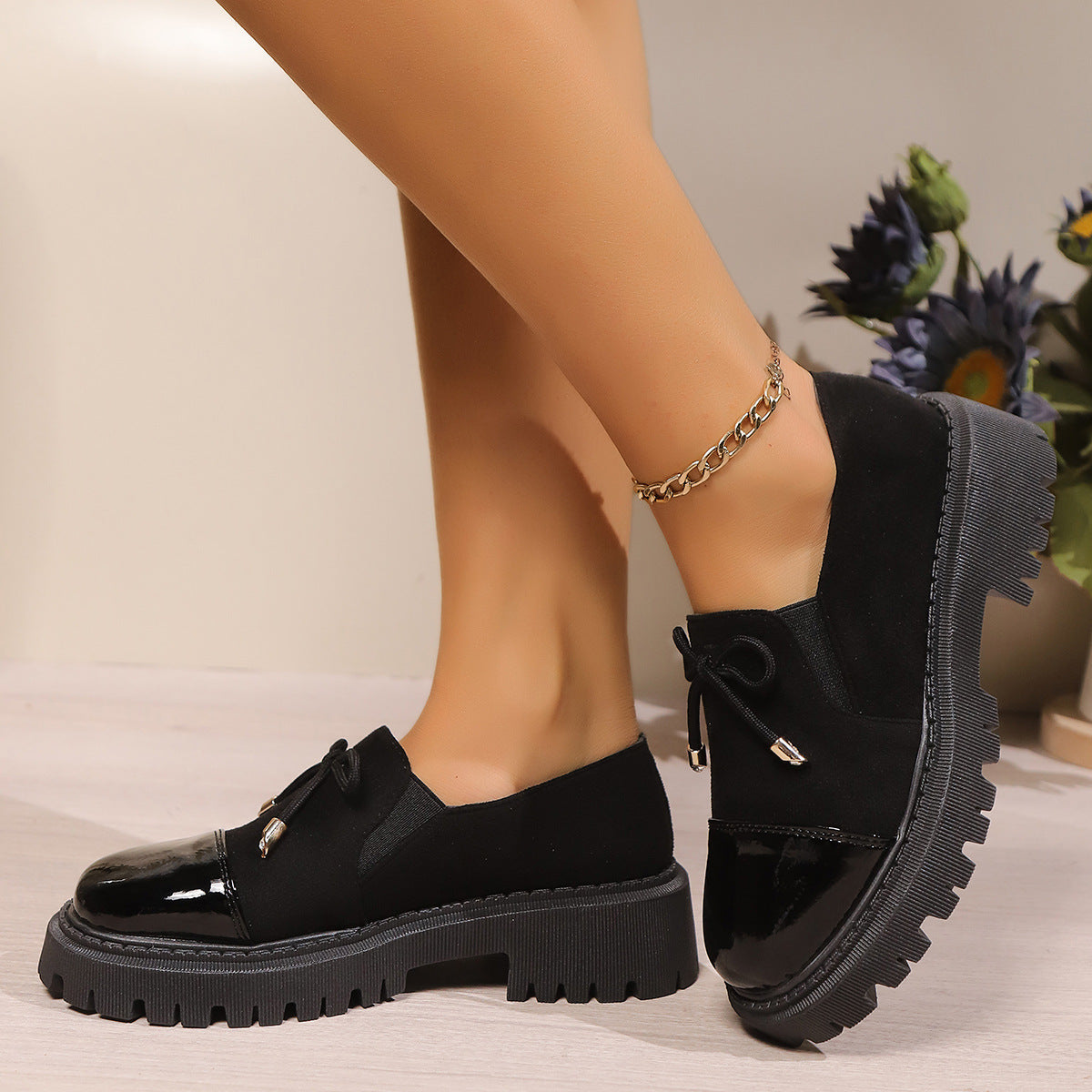 Schicke Orthopädische Schuhe mit einzigartigem Design