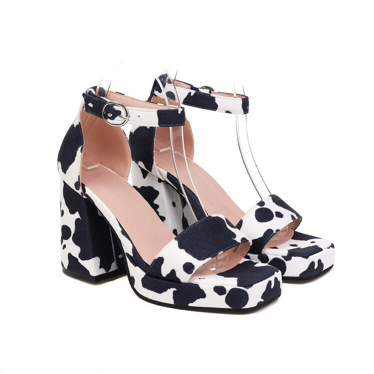 Anmutige Orthopädische Sandalen für modernen Look