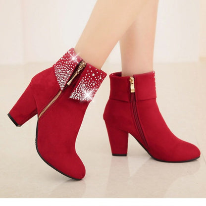 Schicke Orthopädische Schuhe mit einzigartigem Design