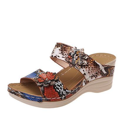 Klassische Orthopädische Sandalen mit zeitlosem Stil