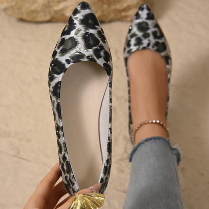 Schicke Orthopädische Schuhe mit einzigartigem Design