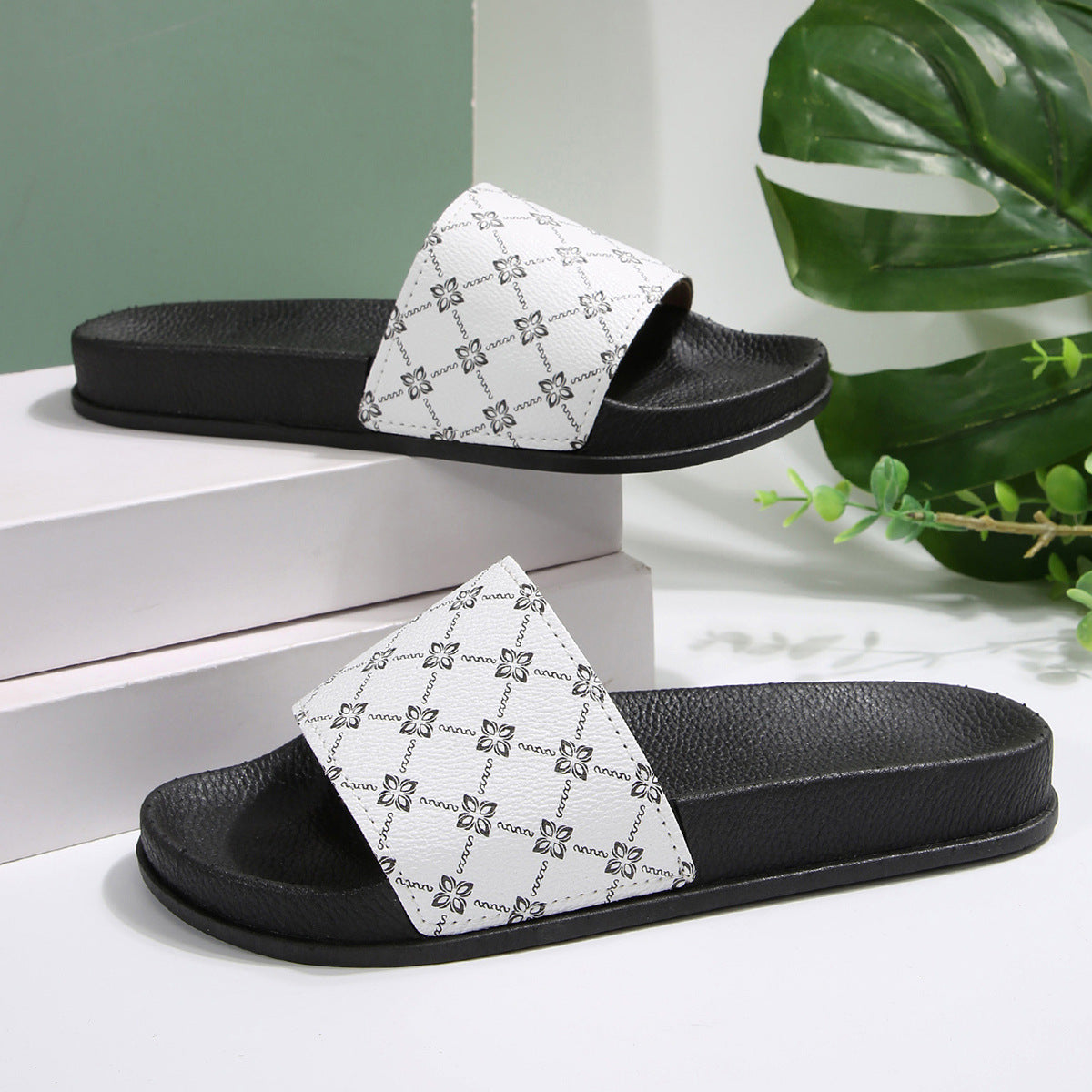 Elegante Orthopädische Sandalen für jeden Schritt