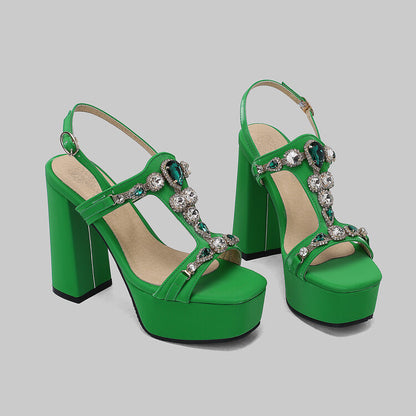 Klassische Orthopädische Sandalen mit zeitlosem Stil