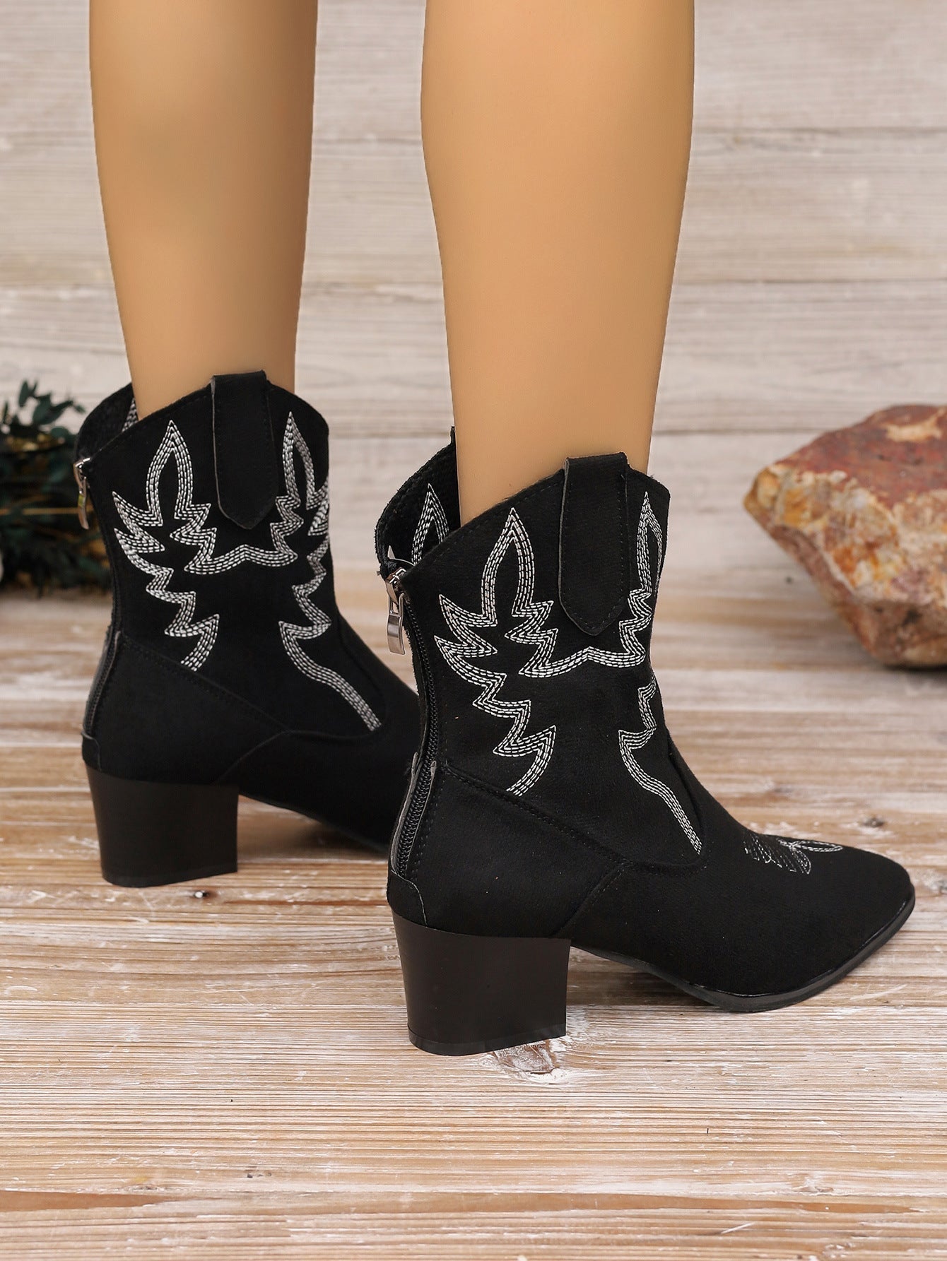 Stilvolle Orthopädische Stiefel für jeden Anlass