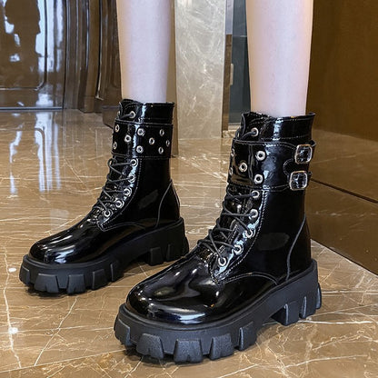 Anmutige Orthopädische Stiefel für modernen Look