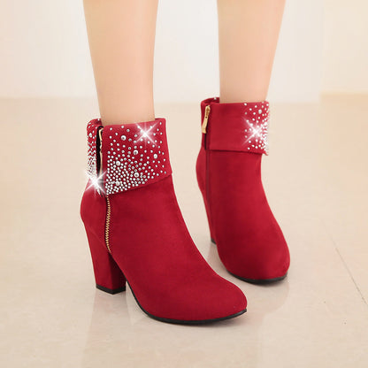 Schicke Orthopädische Stiefel mit einzigartigem Design