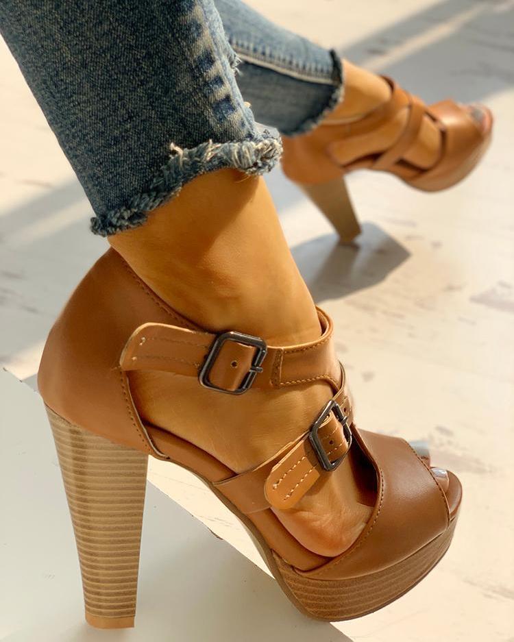 Schicke Orthopädische Sandalen mit einzigartigem Design