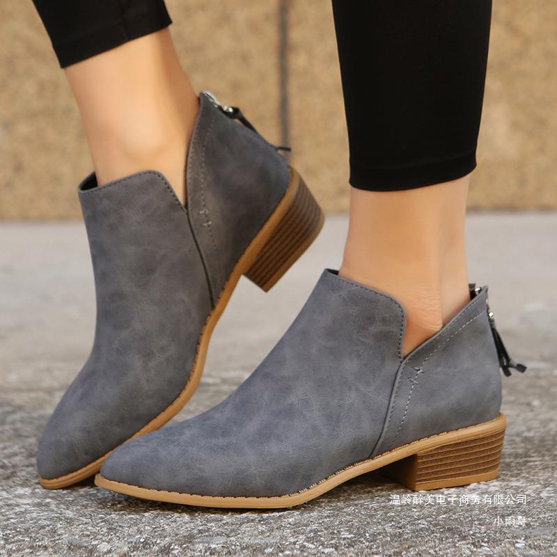 Anmutige Orthopädische Schuhe für modernen Look
