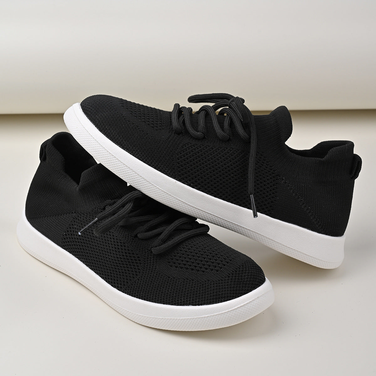 Klassische Orthopädische Sneakers mit zeitlosem Stil