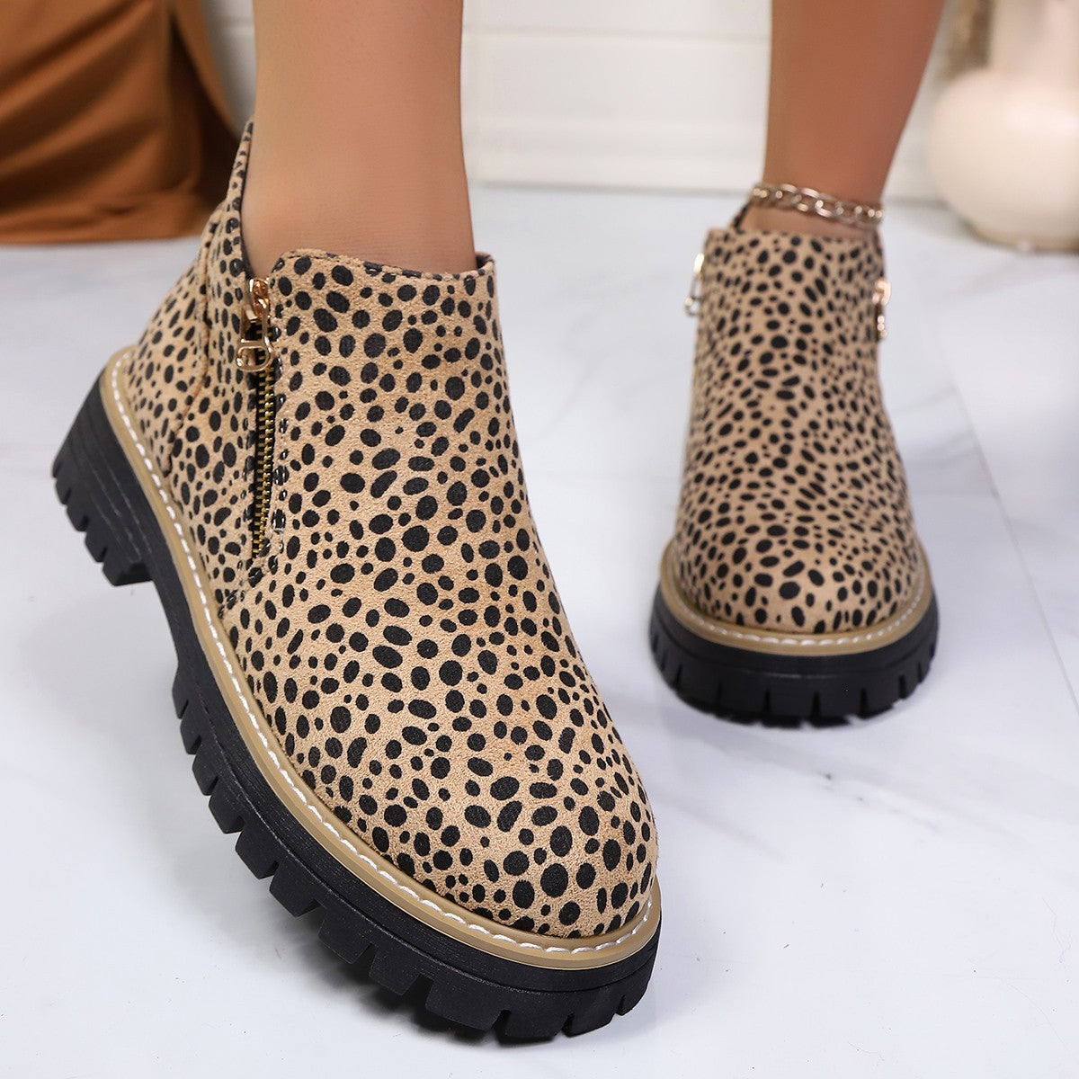 Bequeme Orthopädische Stiefel für den Alltag