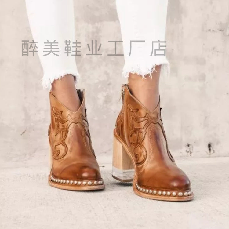 Anmutige Orthopädische Stiefel für modernen Look