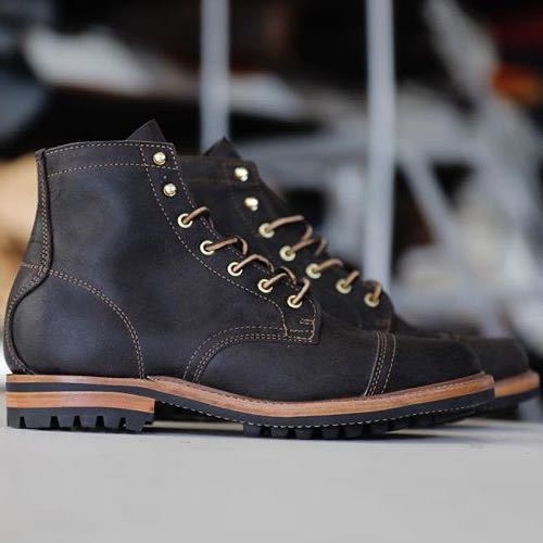 Vintage inspirierte Orthopädische Stiefel