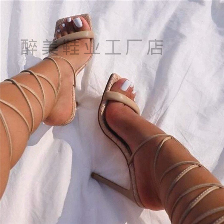Wunderschön gefertigte Orthopädische Sandalen