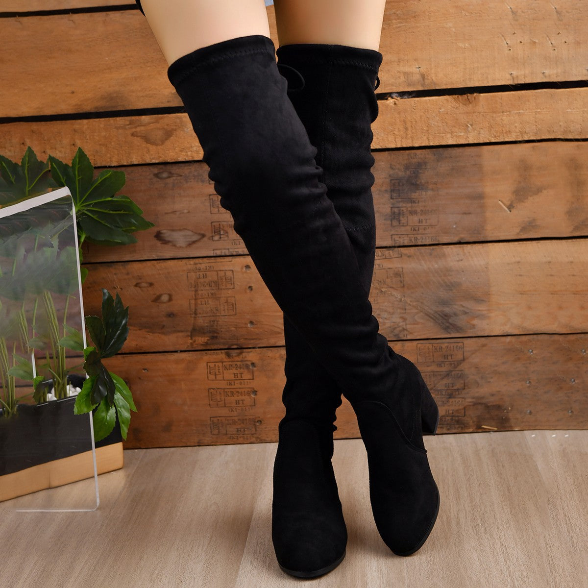 Schicke Orthopädische Stiefel mit einzigartigem Design