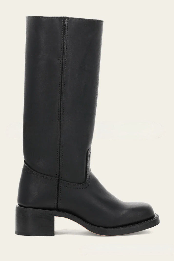Klassische Orthopädische Stiefel mit zeitlosem Stil