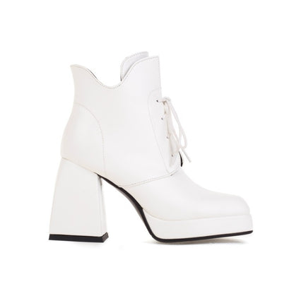 Klassische Orthopädische Stiefel mit zeitlosem Stil