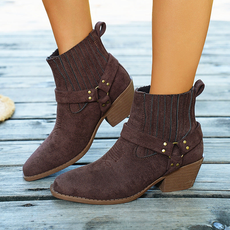 Anmutige Orthopädische Stiefel für modernen Look