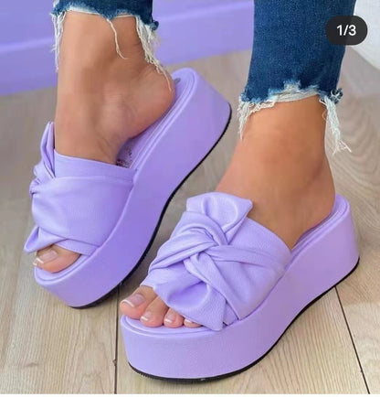 Klassische Orthopädische Sandalen mit zeitlosem Stil