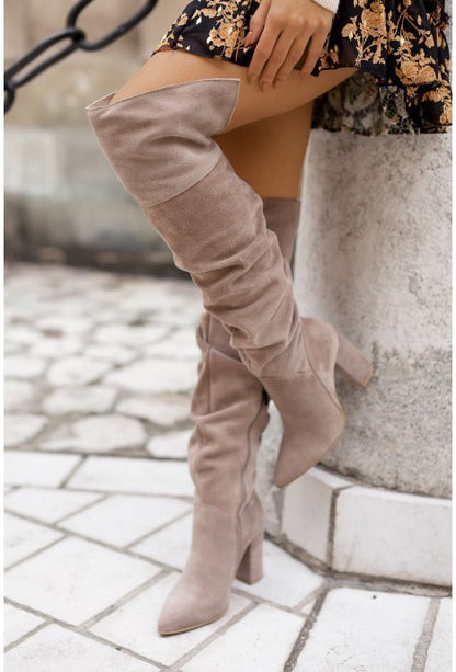 Bequeme Orthopädische Stiefel für den Alltag