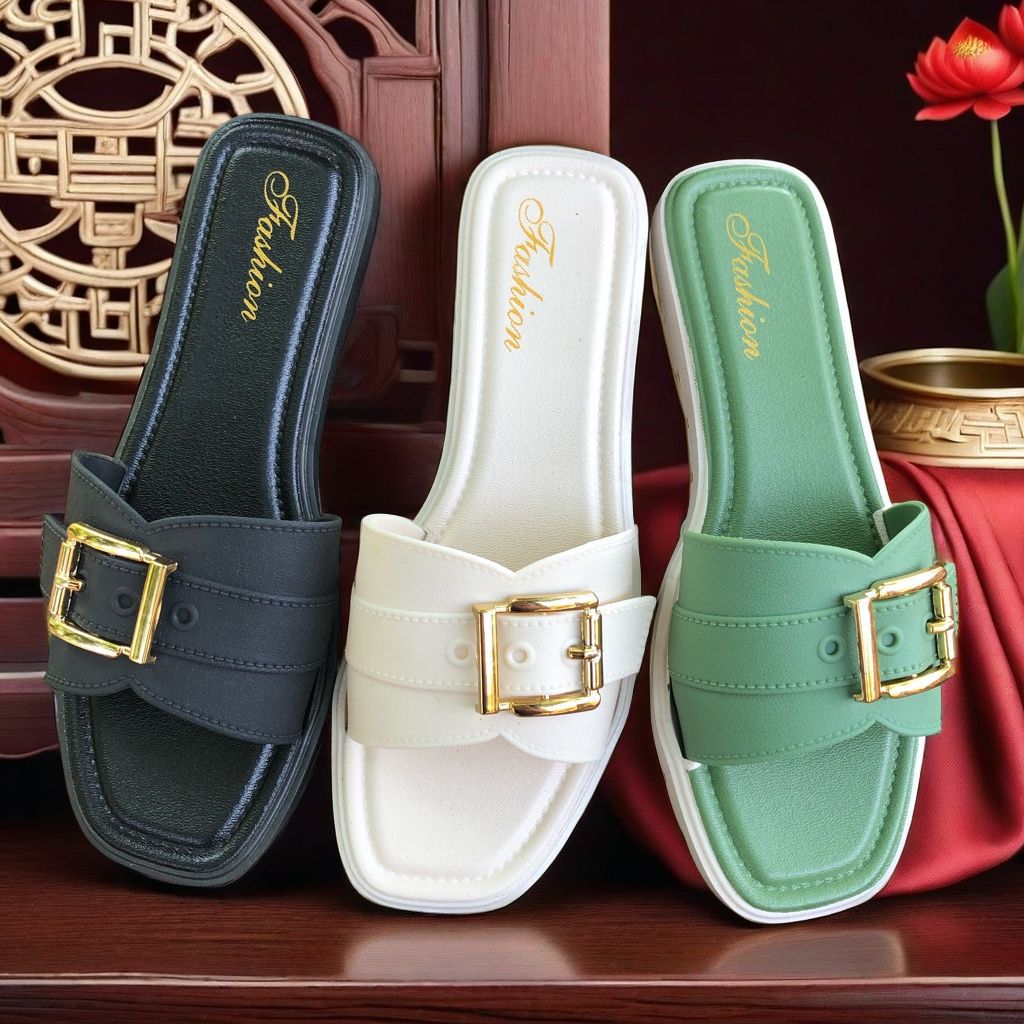 MW | Quadratische Sandalen für Frauen