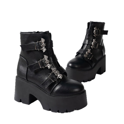 Schicke Orthopädische Stiefel mit einzigartigem Design