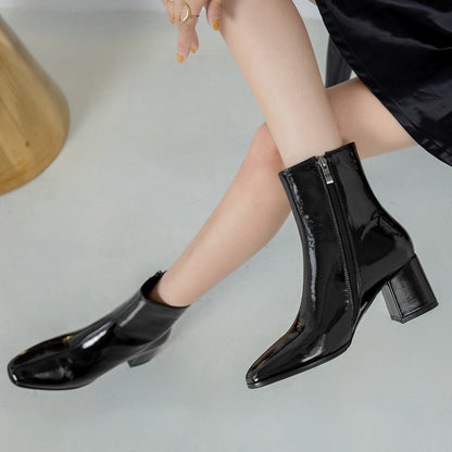 Klassische Orthopädische Stiefel mit zeitlosem Stil
