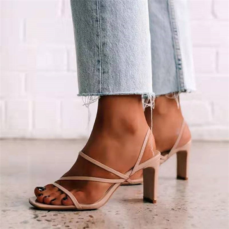 Anmutige Orthopädische Sandalen für modernen Look