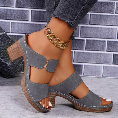 Anmutige Orthopädische Sandalen für modernen Look