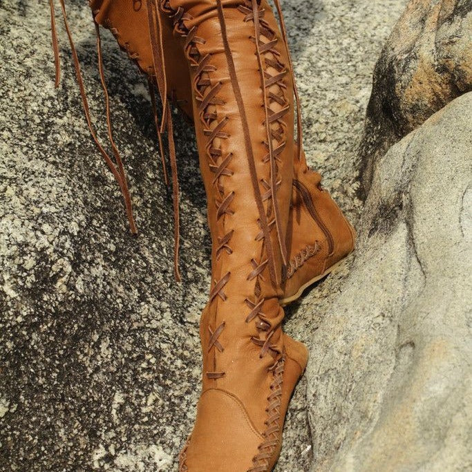 Anmutige Orthopädische Stiefel für modernen Look