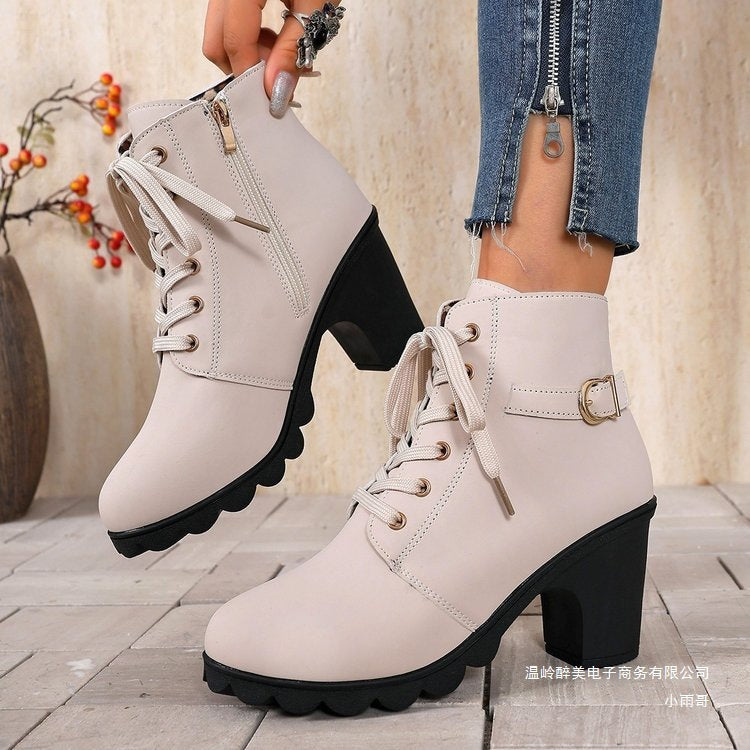 Klassische Orthopädische Stiefel mit zeitlosem Stil