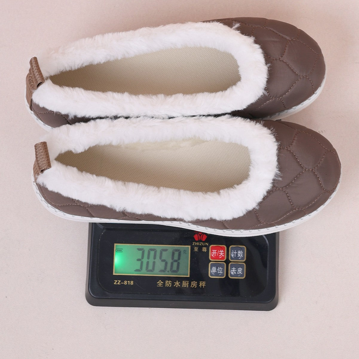 Elegante Orthopädische Schuhe für jeden Schritt