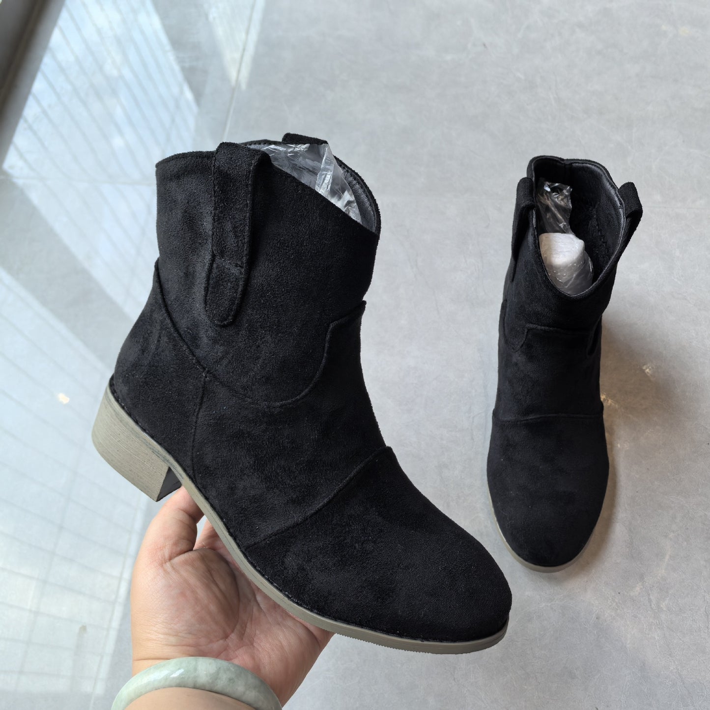 Anmutige Orthopädische Stiefel für modernen Look