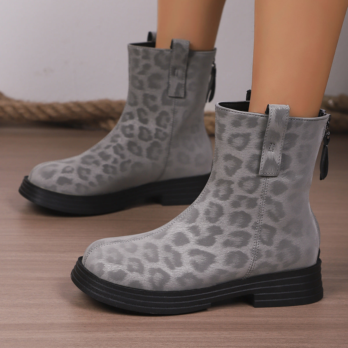 Wunderschön gefertigte Orthopädische Stiefel