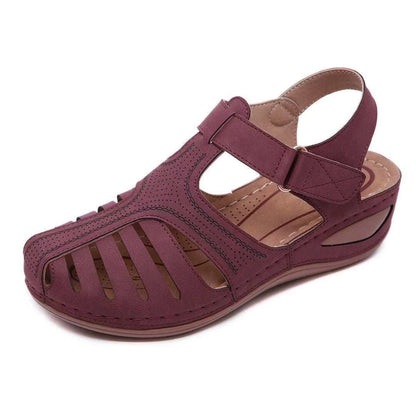 Klassische Orthopädische Sandalen mit zeitlosem Stil