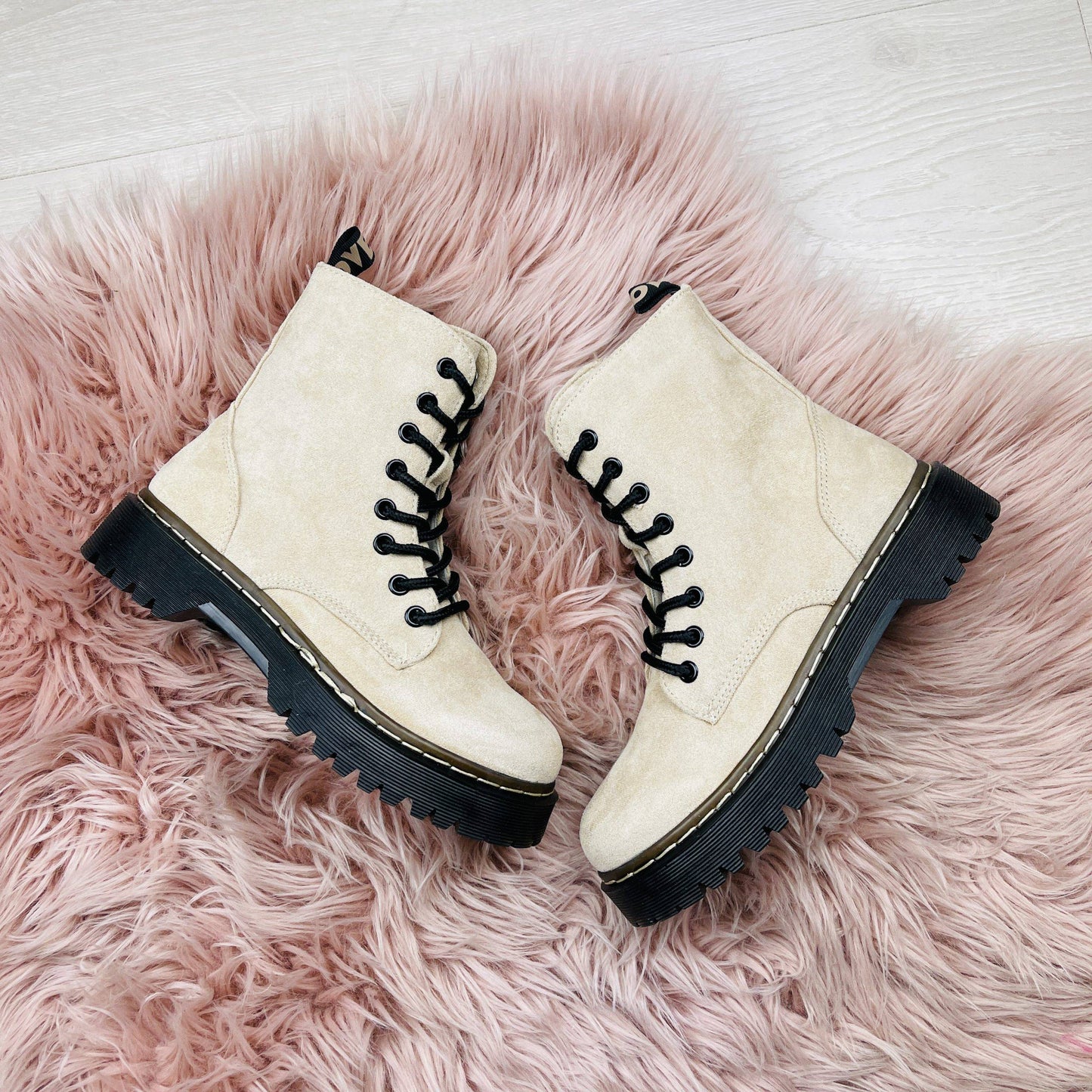 Elegante Orthopädische Stiefel für jeden Schritt