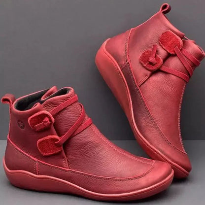 Stützende und trendige orthopädische Stiefel