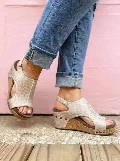 MW | Langlebige und atmungsaktive orthopädische Schuhe