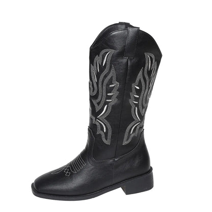 Stützende und trendige orthopädische Stiefel