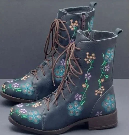 Elegante und stützende orthopädische Stiefel