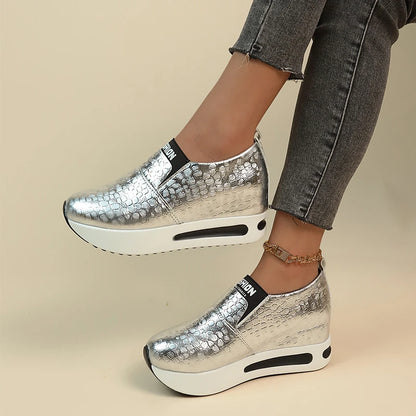 Modische und stützende orthopädische Turnschuhe