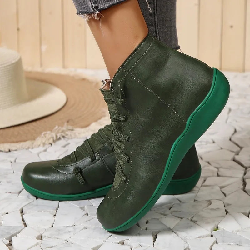 Lässige und stützende orthopädische Stiefel