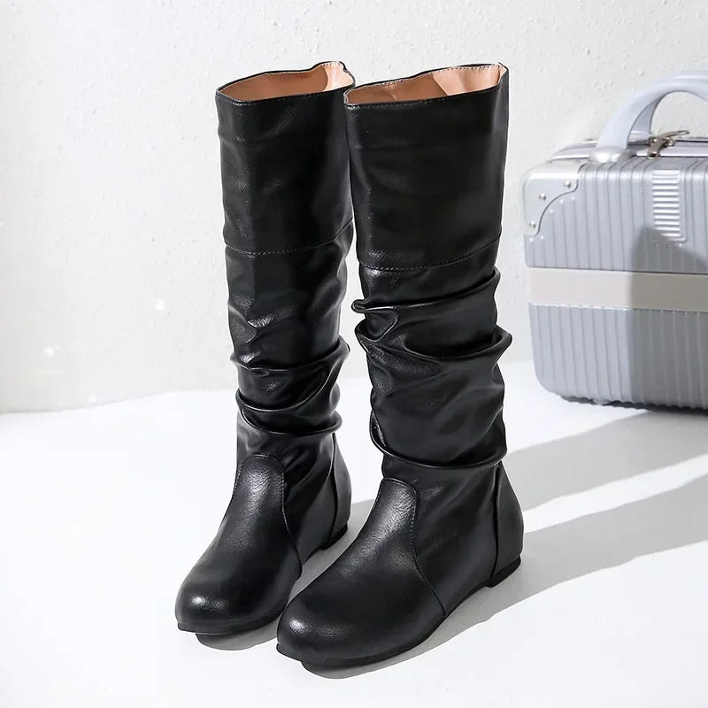Modische und stützende orthopädische Stiefel
