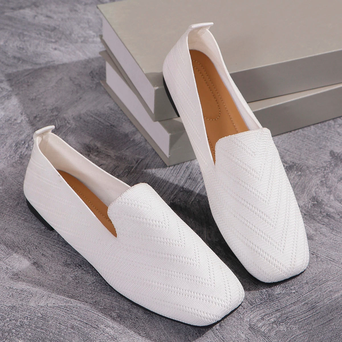 Elegante und stützende orthopädische Ballerinas