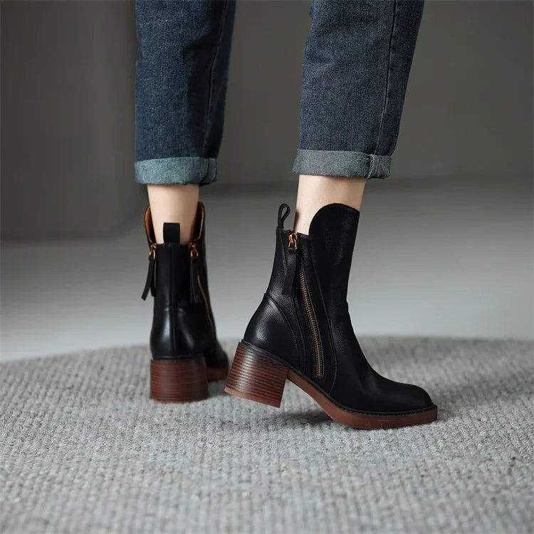 Schicke Orthopädische Stiefel mit einzigartigem Design
