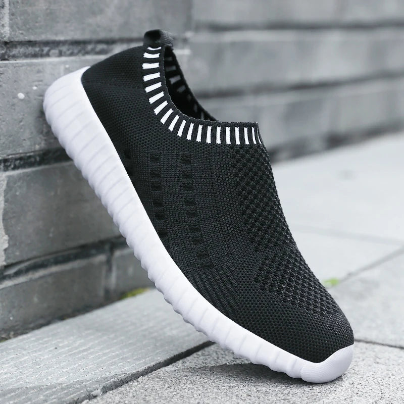 Maßgeschneiderte und bequeme orthopädische Turnschuhe