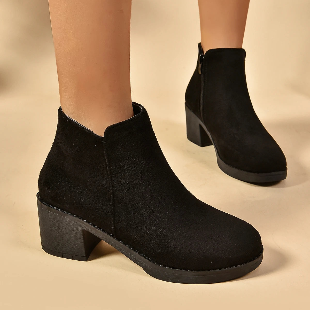 Vielseitige und stützende orthopädische Stiefel
