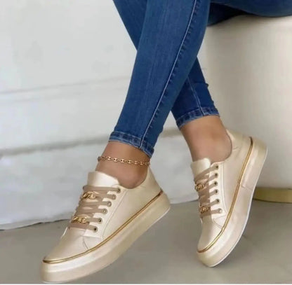 Stützende und trendige orthopädische Schuhe